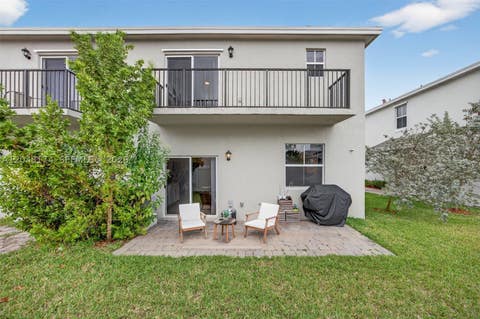 Tiny photo for 826 SE 17th St, Homestead, FL 33034 (MLS # A12048174)