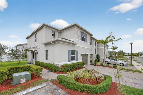 Photo of 826 SE 17th St, Homestead, FL 33034 (MLS # A12048174)