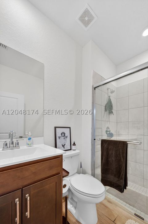 Tiny photo for 826 SE 17th St, Homestead, FL 33034 (MLS # A12048174)