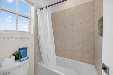 Tiny photo for 826 SE 17th St, Homestead, FL 33034 (MLS # A12048174)