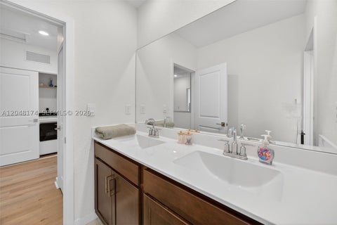 Tiny photo for 826 SE 17th St, Homestead, FL 33034 (MLS # A12048174)