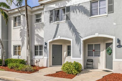 1655 SE 30th St Homestead FL 33035