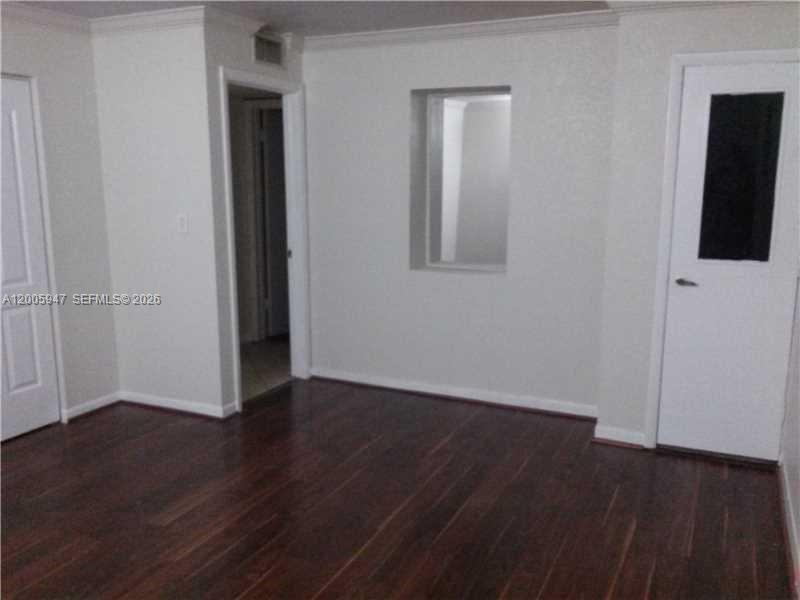 EMERALD ISLES WEST PHASE - Residential Lease