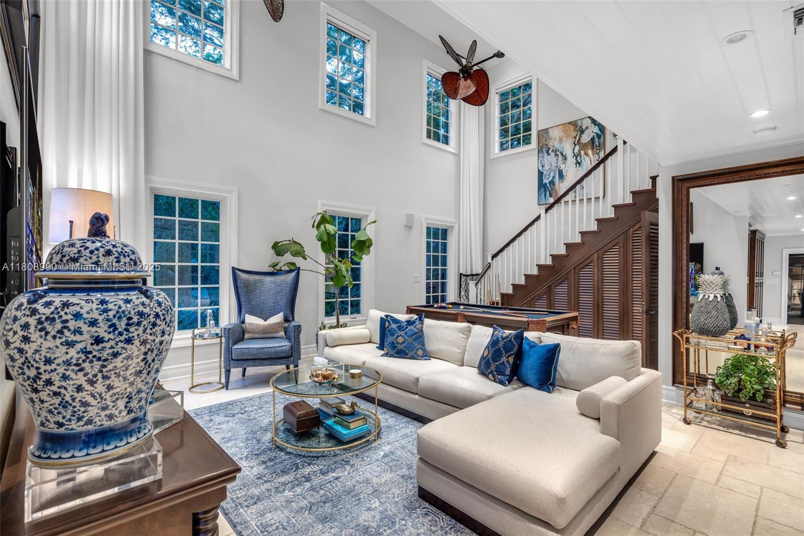 KINGS COVE - Residential