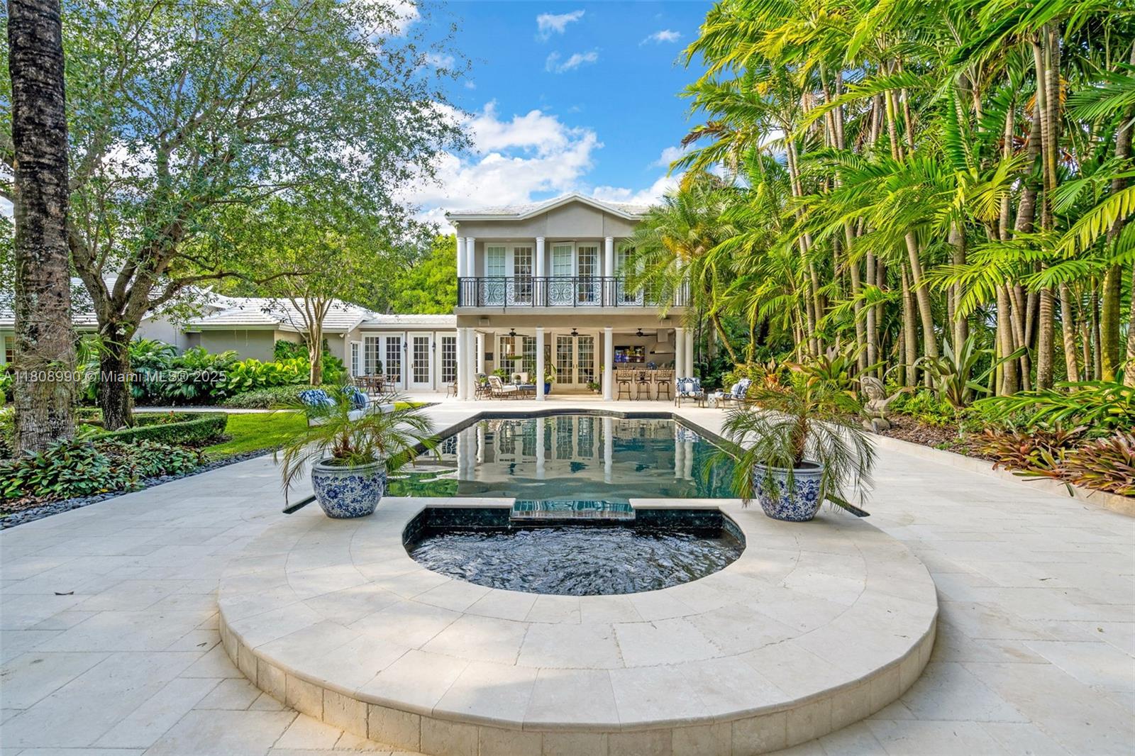 KINGS COVE - Residential