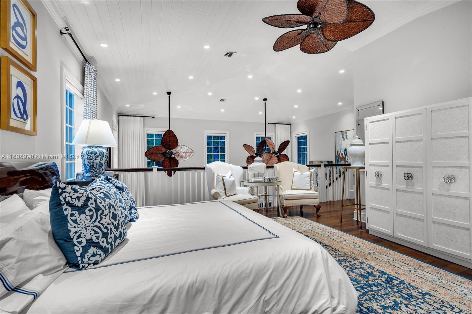 KINGS COVE - Residential