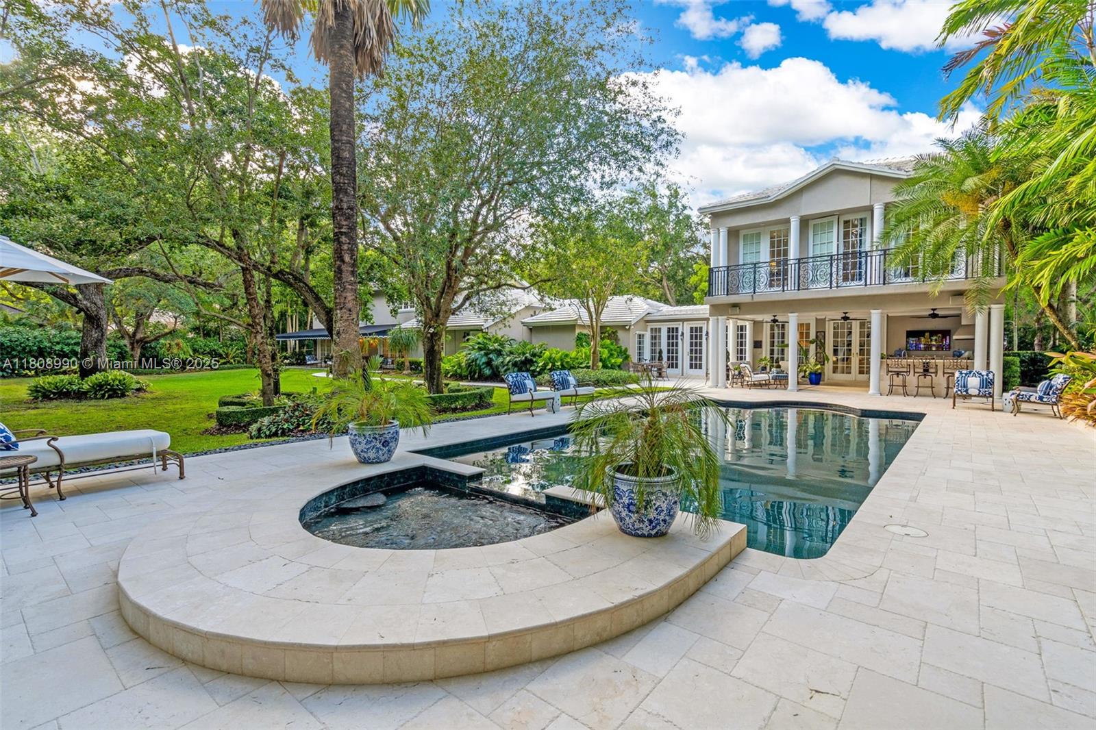 KINGS COVE - Residential