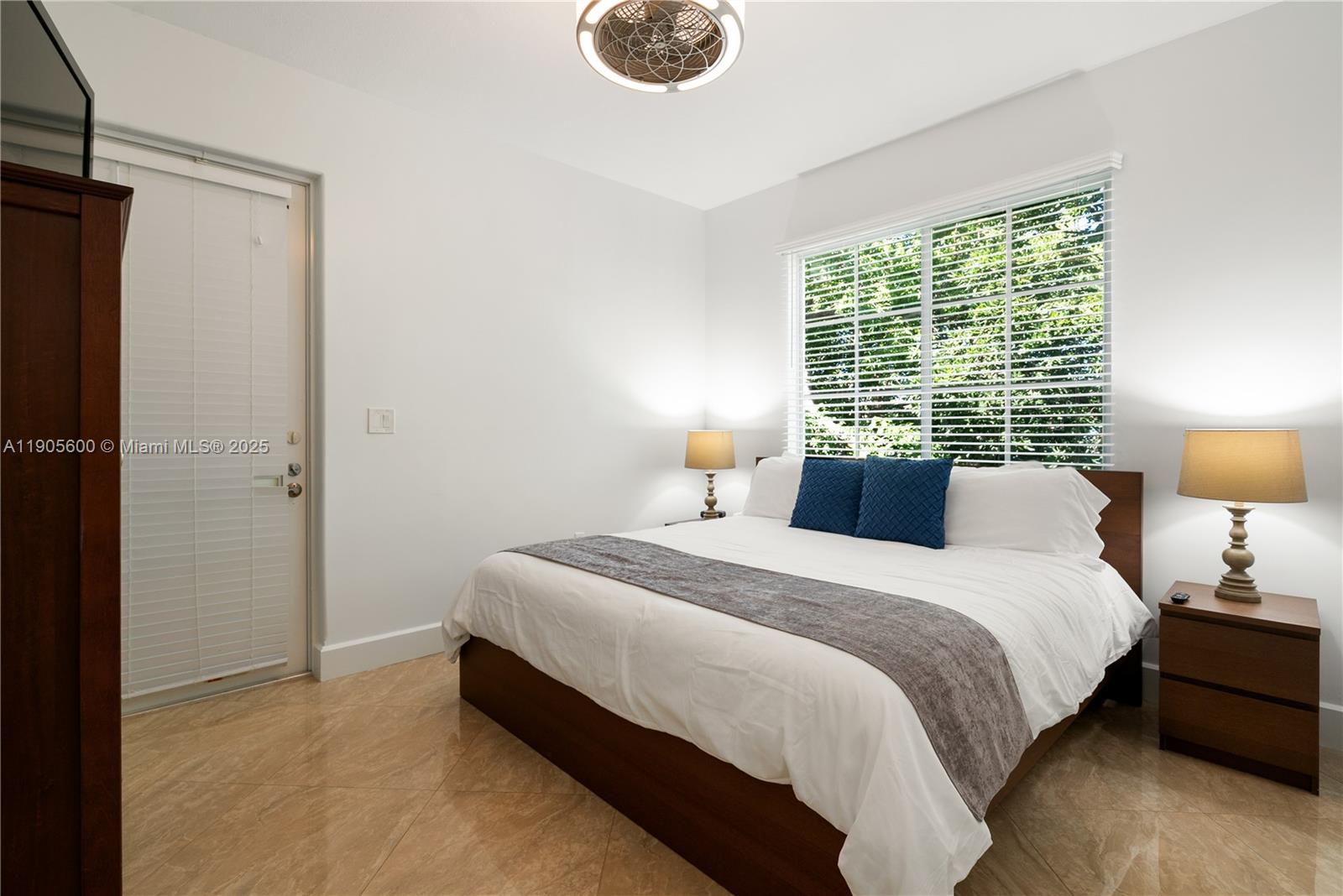 THE DOLPHIN AT MARINERS C - Residential