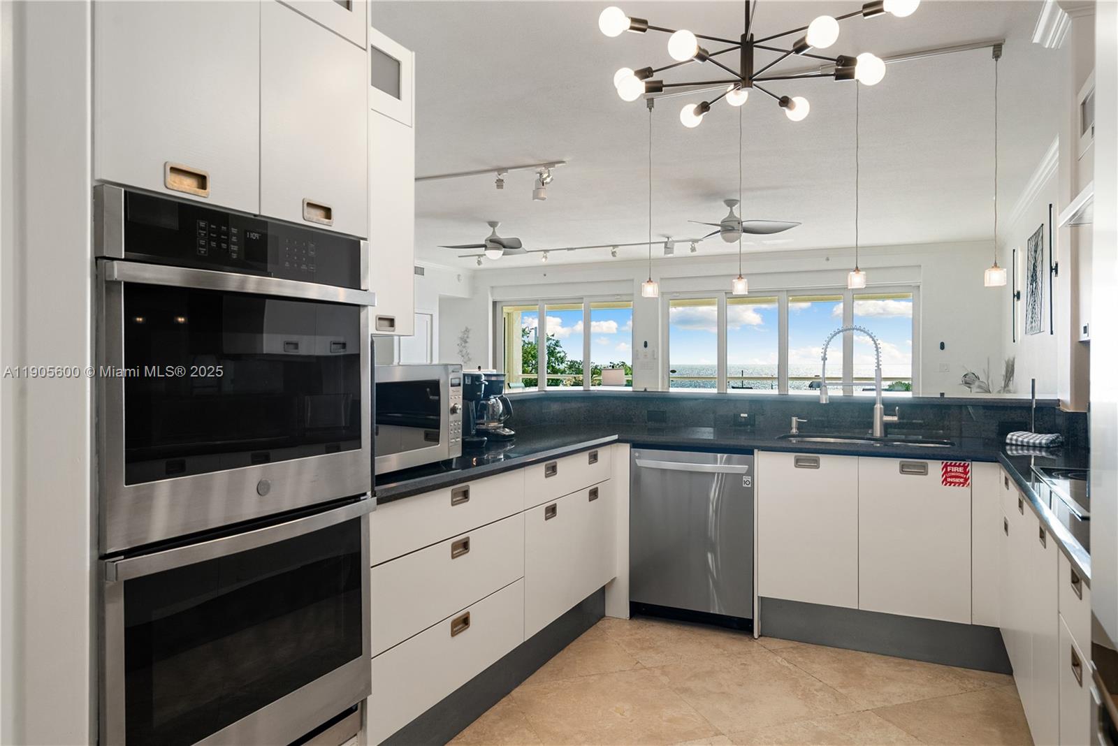 THE DOLPHIN AT MARINERS C - Residential