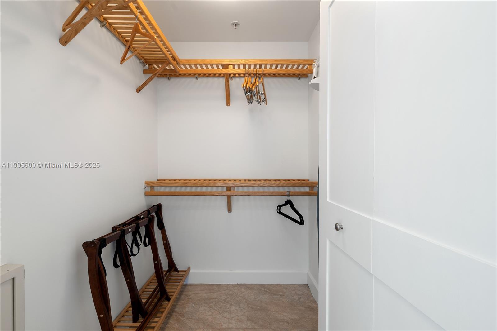 THE DOLPHIN AT MARINERS C - Residential