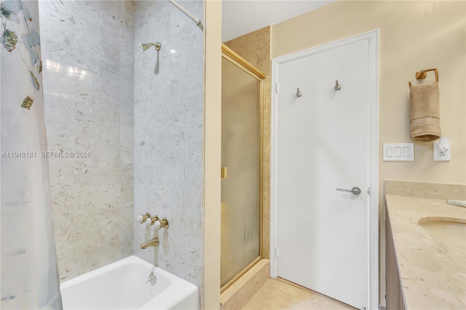 JOCKEY CLUB III CONDO - Residential