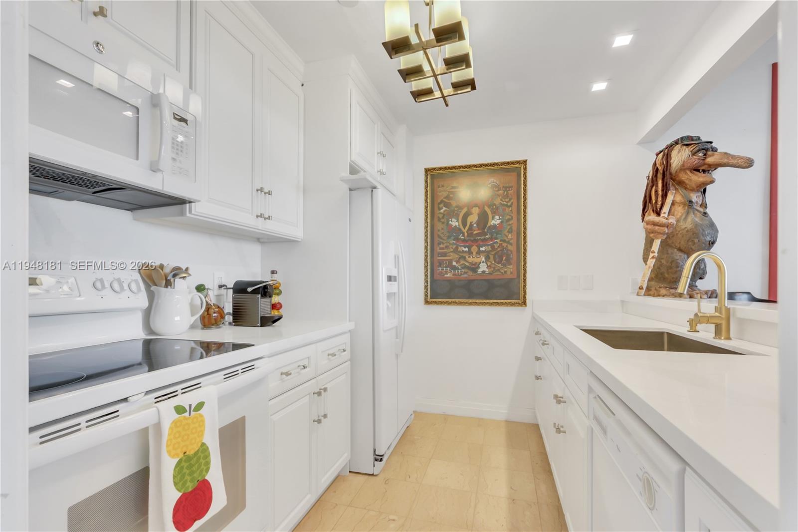 JOCKEY CLUB III CONDO - Residential