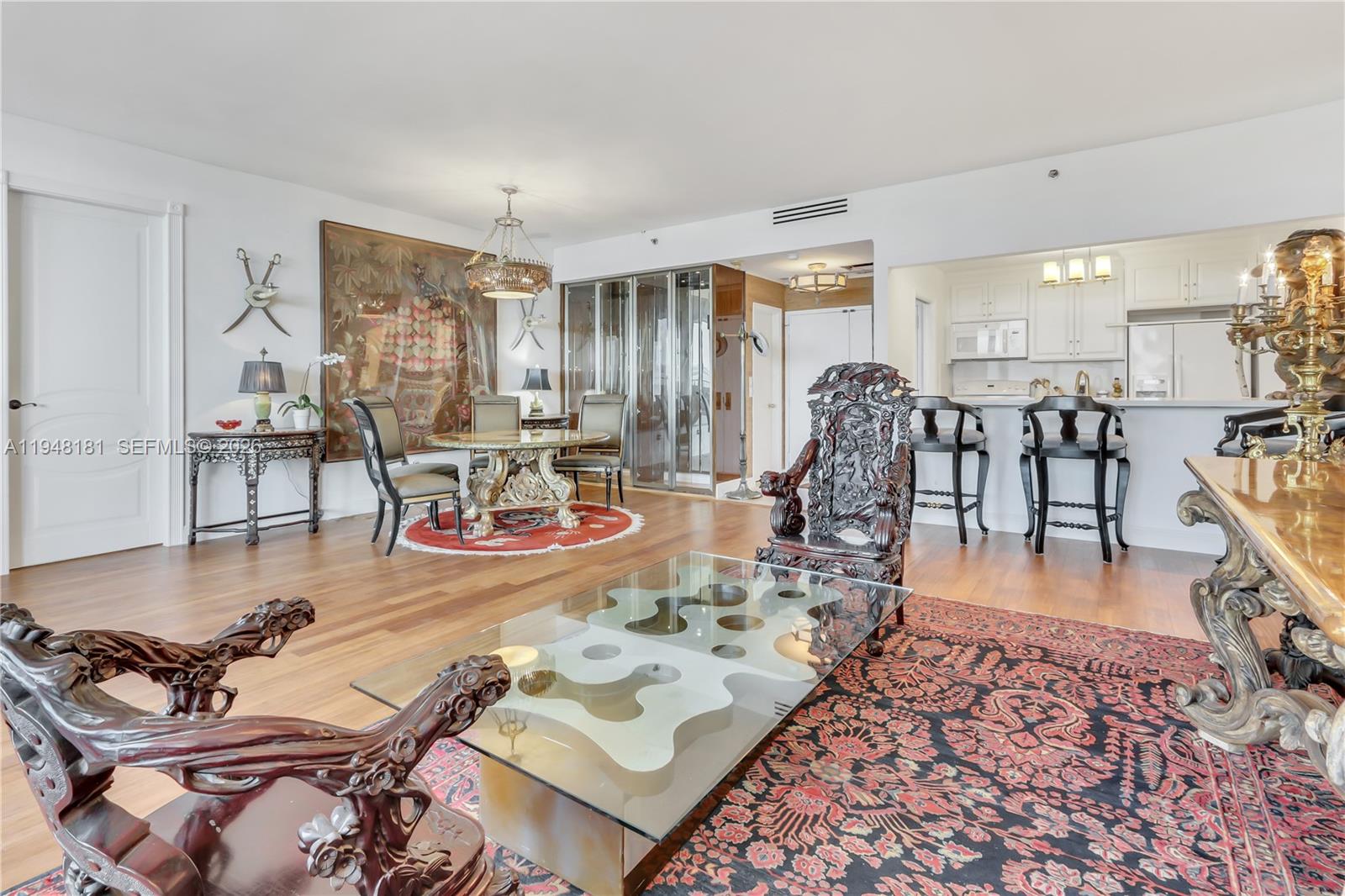 JOCKEY CLUB III CONDO - Residential