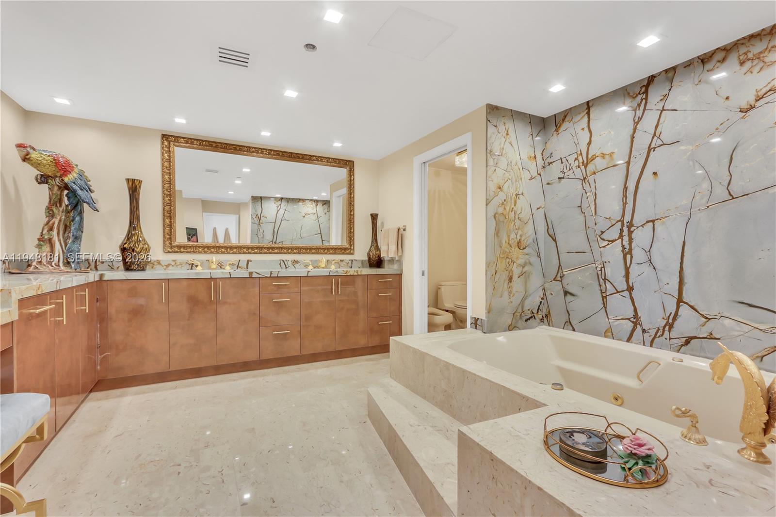 JOCKEY CLUB III CONDO - Residential