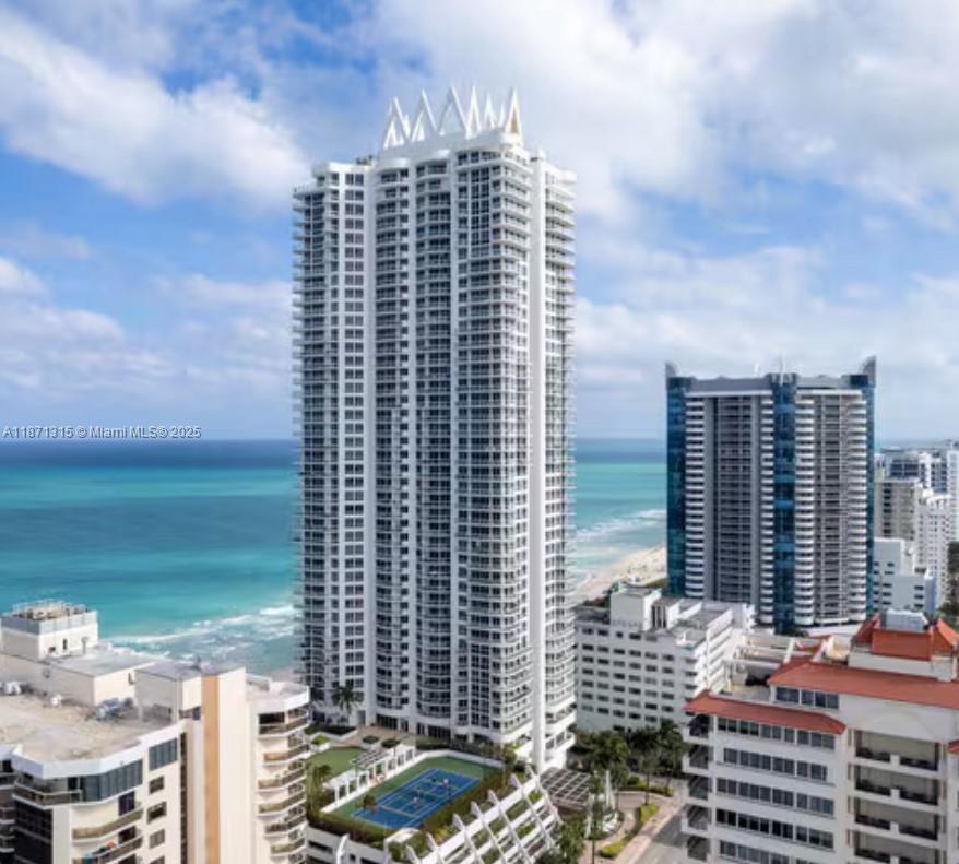6365 Collins Ave 904