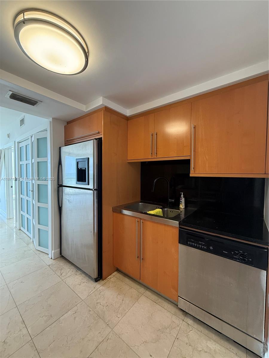 AKOYA CONDO - Residential