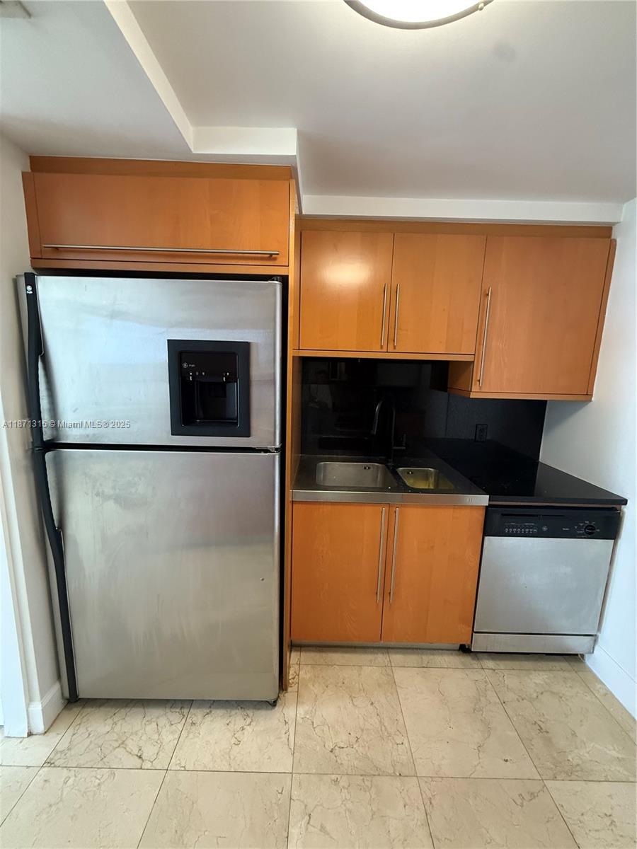 AKOYA CONDO - Residential