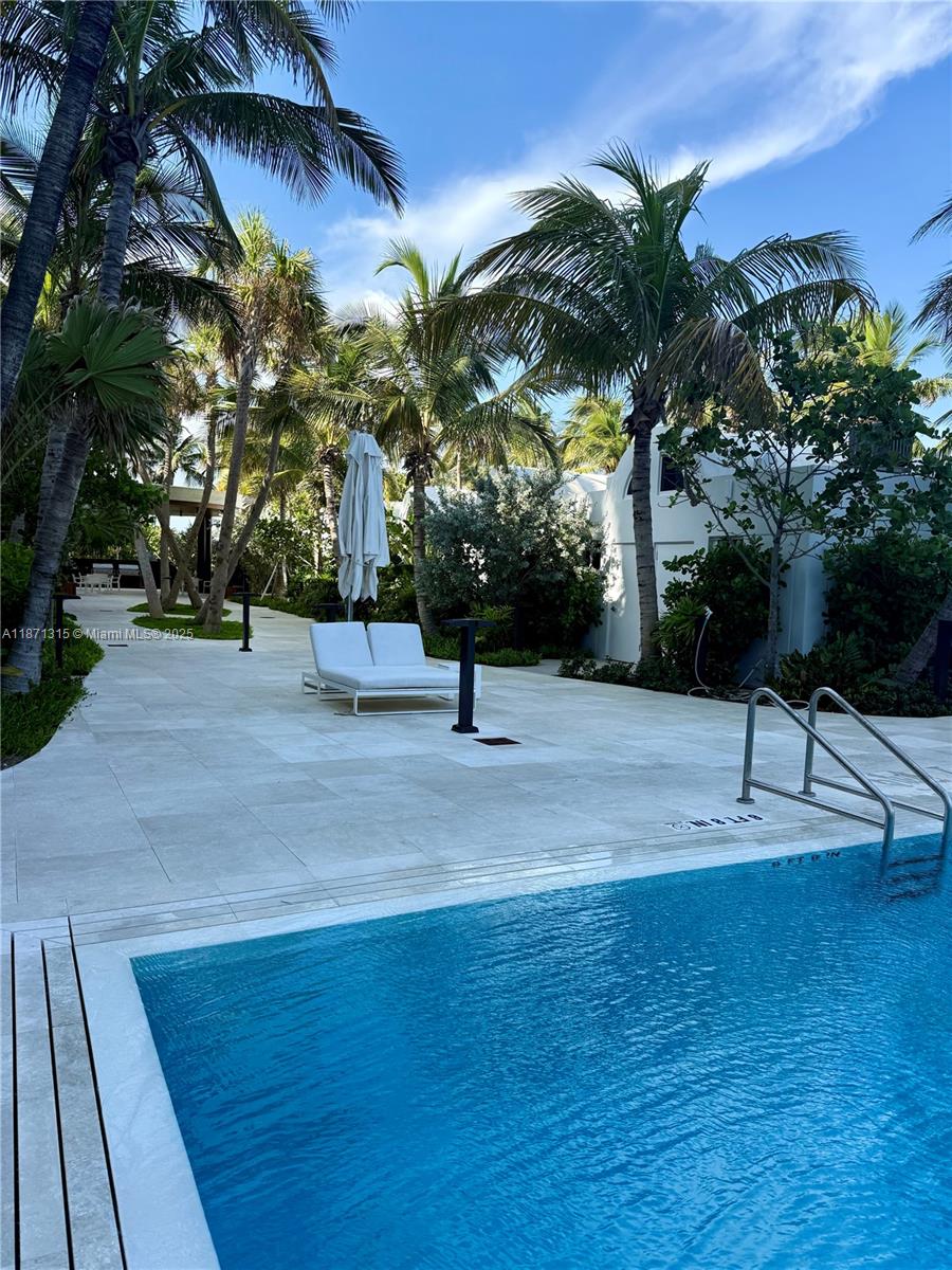 AKOYA CONDO - Residential