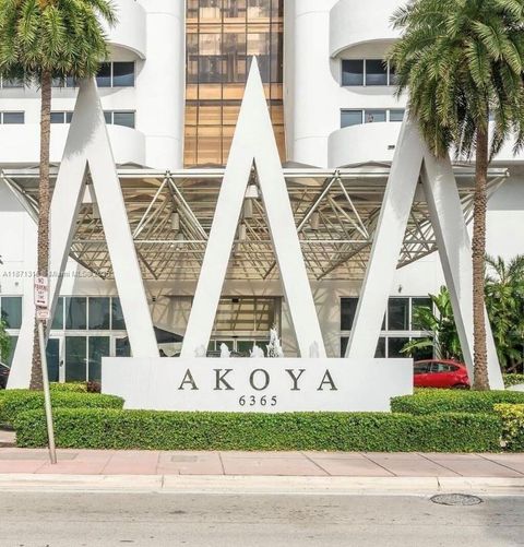 Photo of 6365 Collins Ave #904, Miami Beach, FL 33141 (MLS # A11871315)