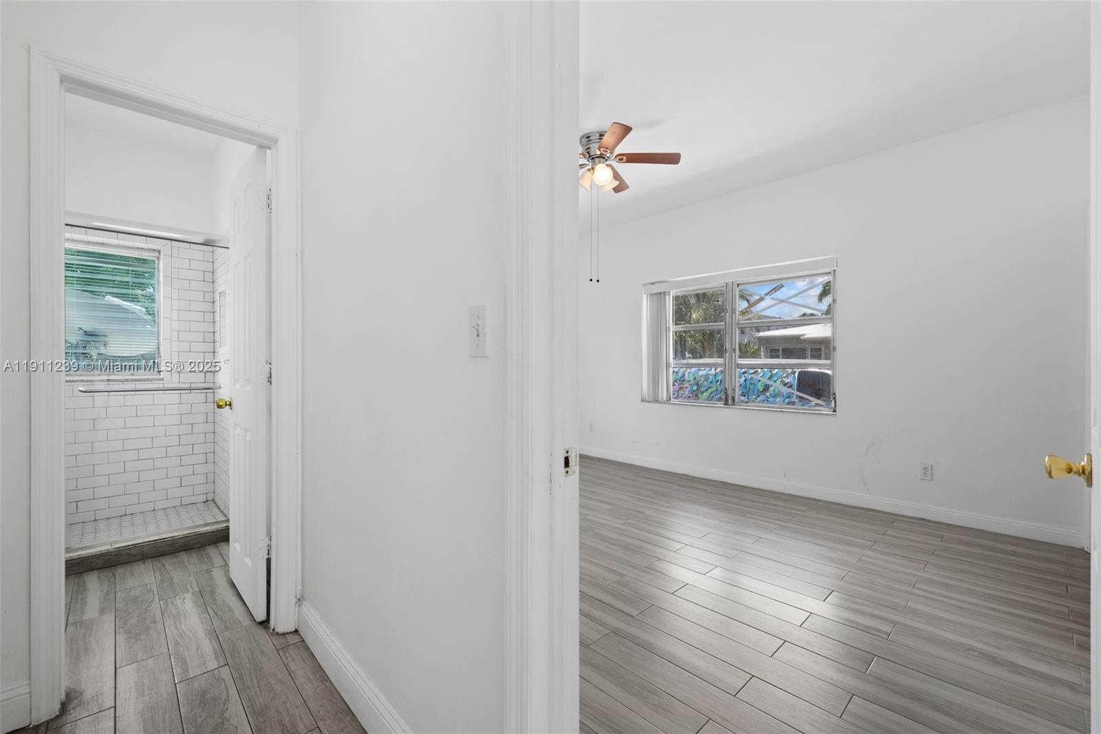 BISCAYNE BCH SUB - Residential Lease