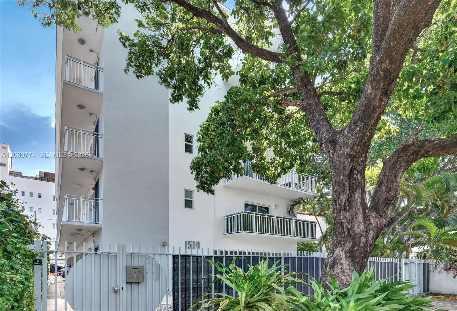 DREXEL 15 CONDO - Residential