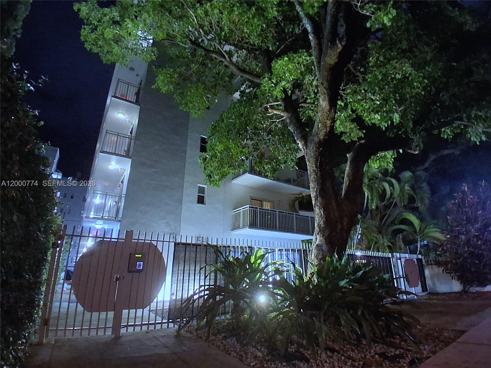 DREXEL 15 CONDO - Residential