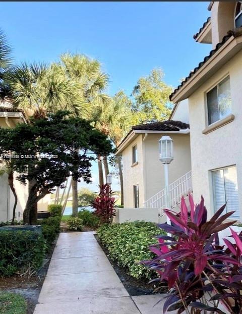 STERLING VILLAGES OF PALM - Residential Lease