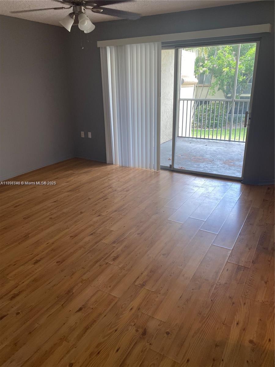 STERLING VILLAGES OF PALM - Residential Lease