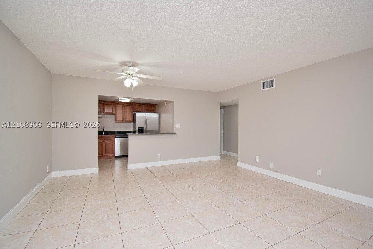 770 SE 2nd Ave E201