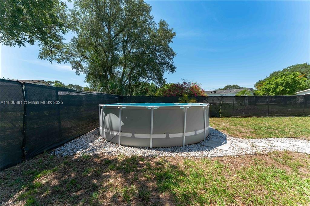 Tanglewood Oaks - Residential