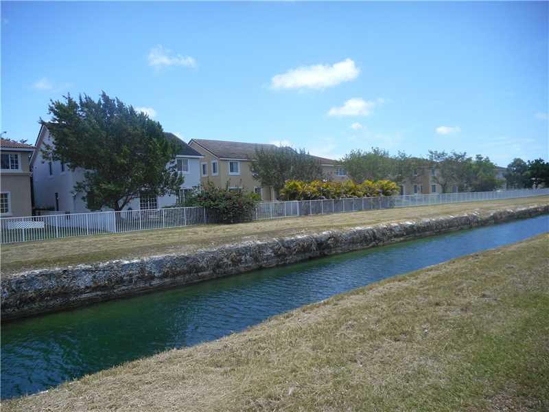 MANDARIN LAKES - Residential