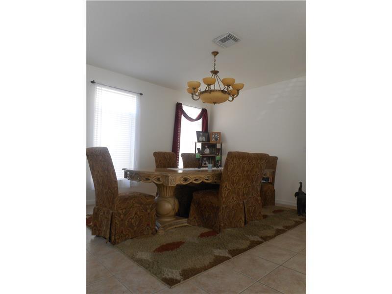 MANDARIN LAKES - Residential