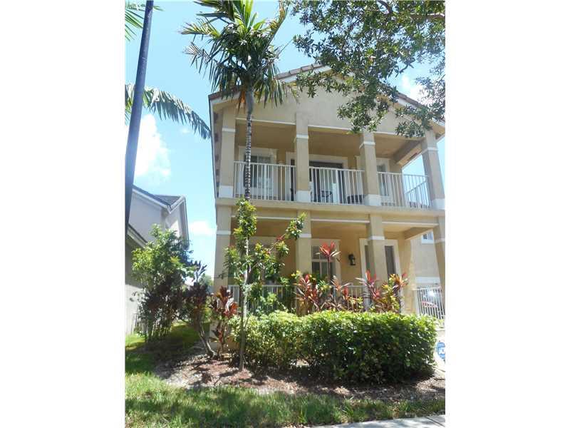 MANDARIN LAKES - Residential