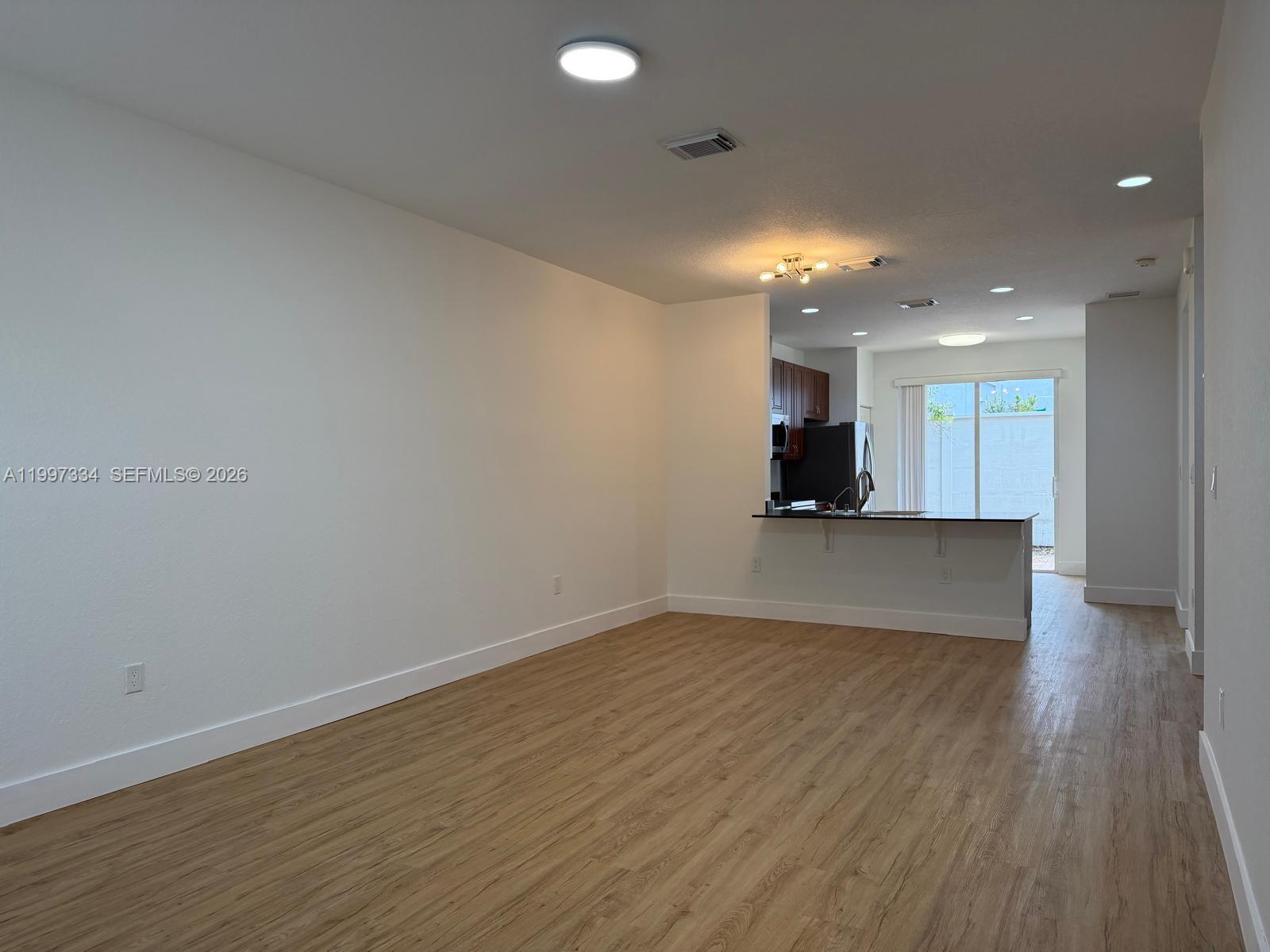 SORRENTO TOWNHOMES - Residential Lease