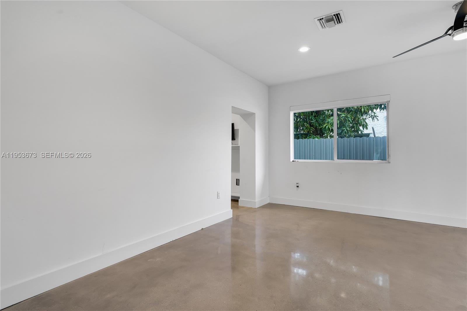 GLENROYAL SUB - Residential