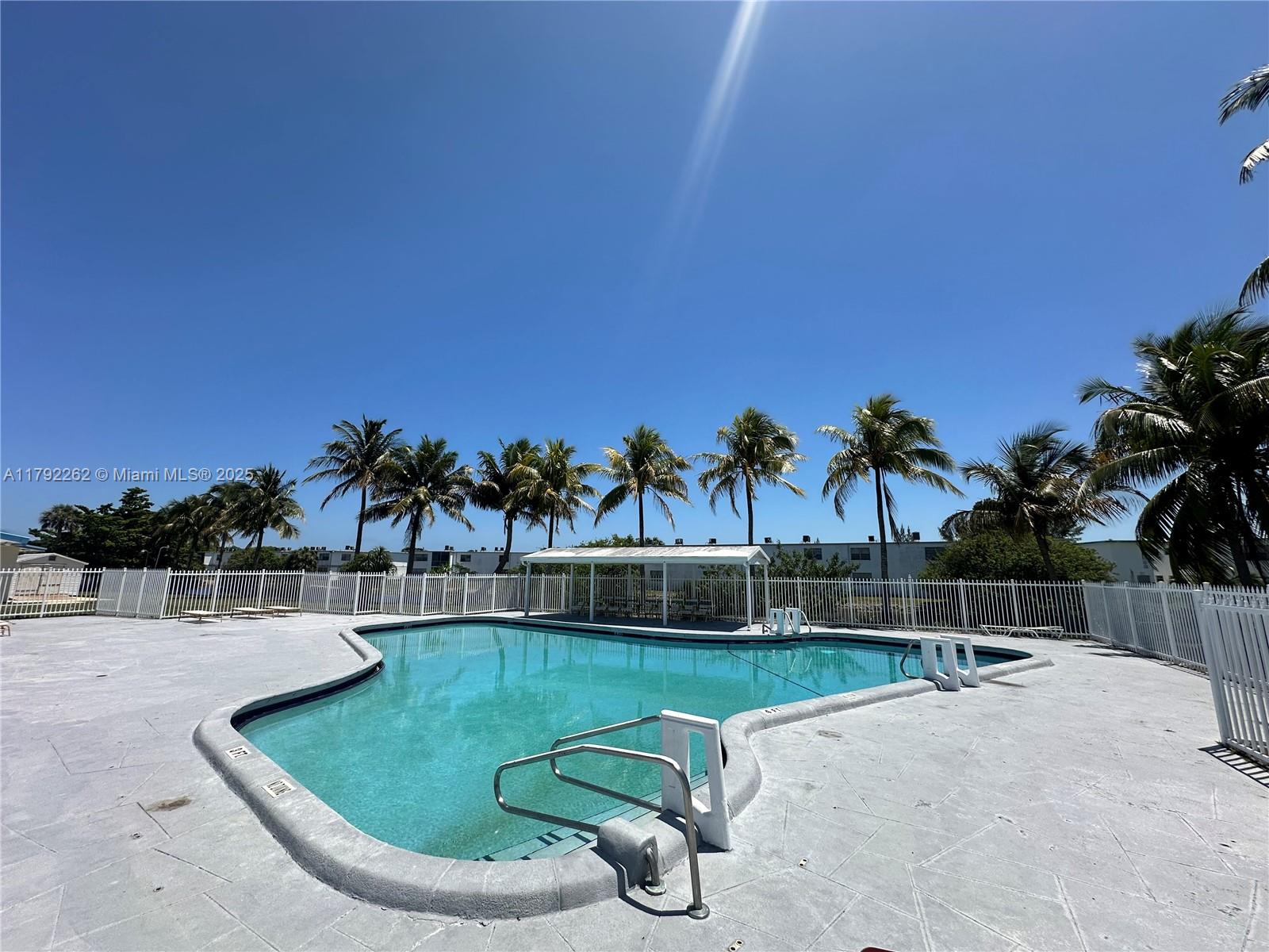 RO-MONT GARDENS ANDOVER H - Residential