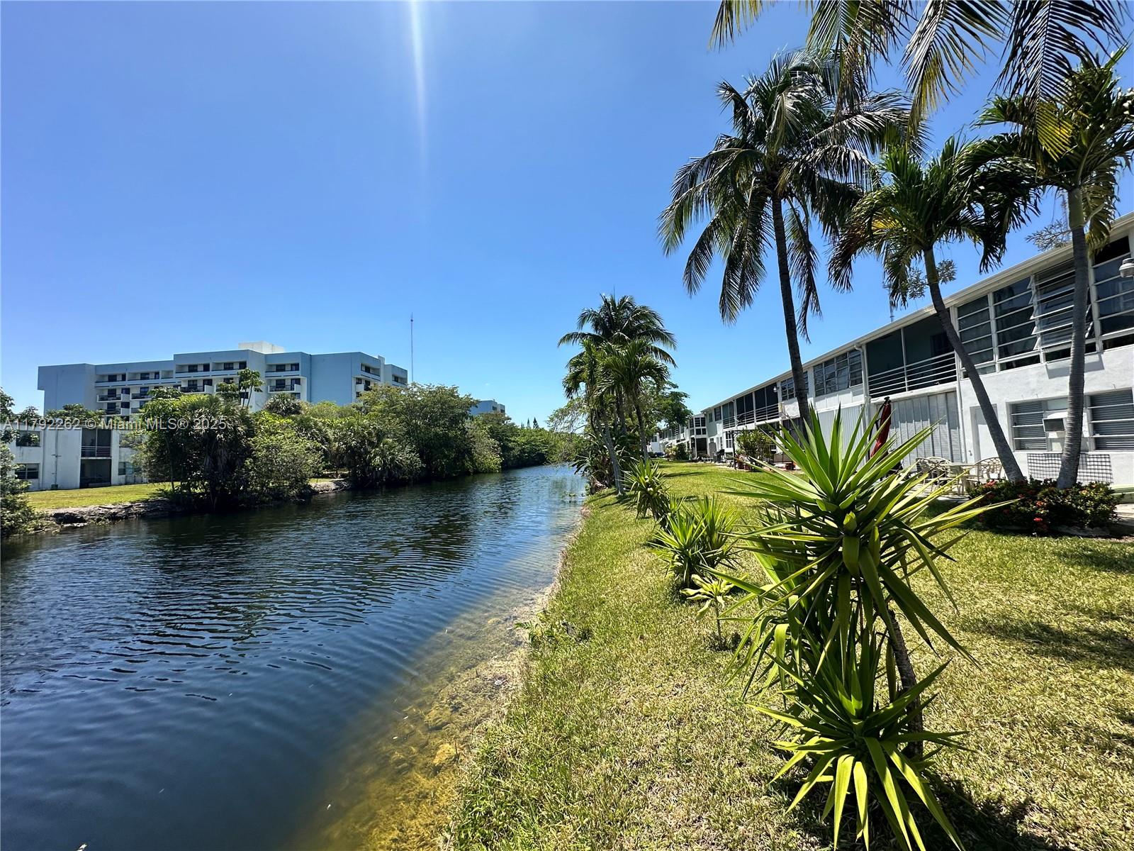 RO-MONT GARDENS ANDOVER H - Residential