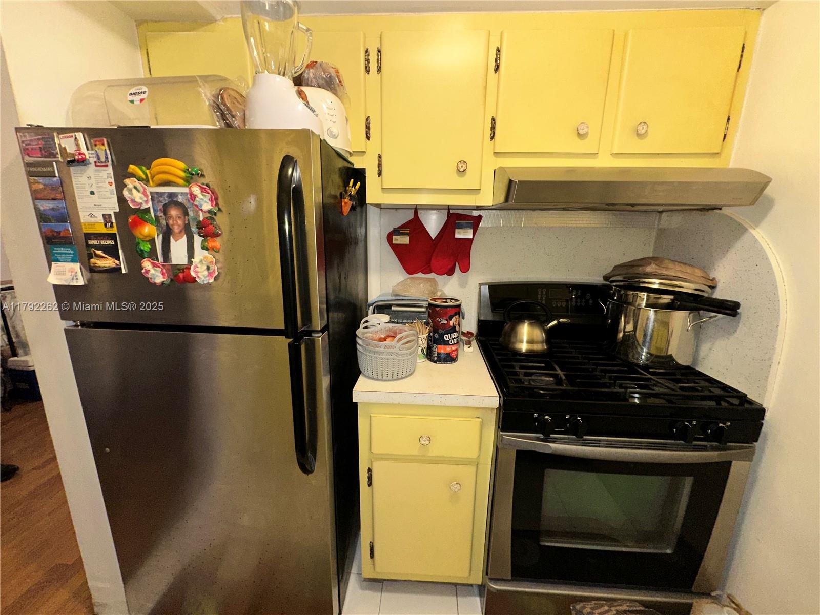 RO-MONT GARDENS ANDOVER H - Residential