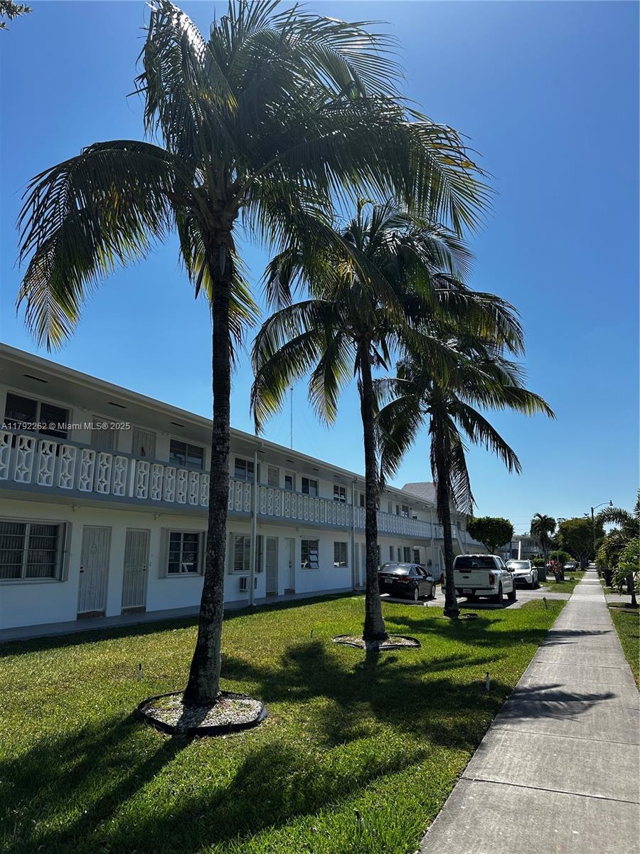 RO-MONT GARDENS ANDOVER H - Residential