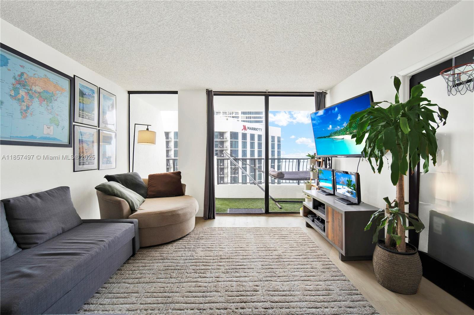 View photos, virtual tours, details... 555 NE 15th St 31E