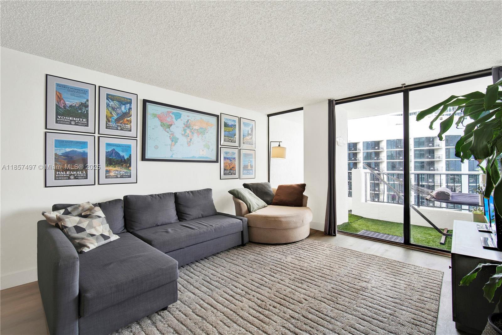View photos, virtual tours, details... 555 NE 15th St 31E