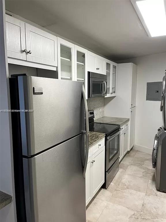 1881 Washington Ave 5E, Miami Beach, Miami-Dade County, Florida - 2 Bedrooms  
2 Bathrooms - 