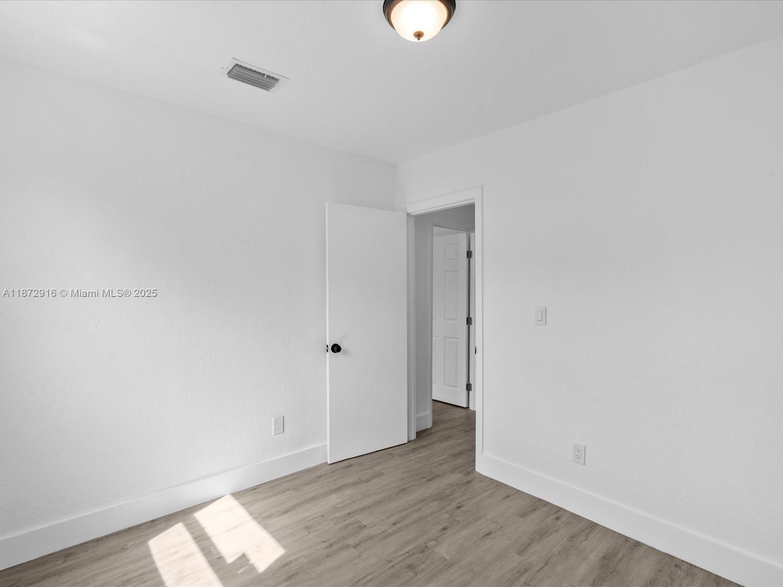 TROPICAL ESTATES 1ST ADDN - Residential