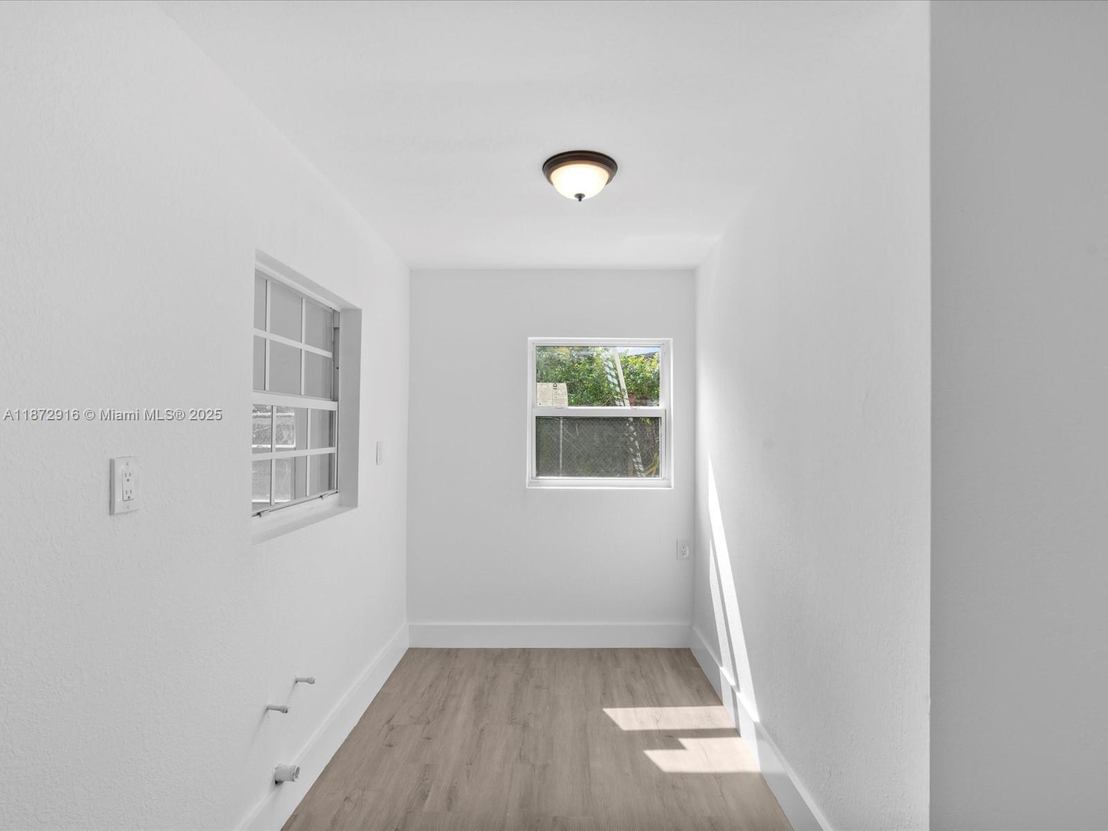 TROPICAL ESTATES 1ST ADDN - Residential