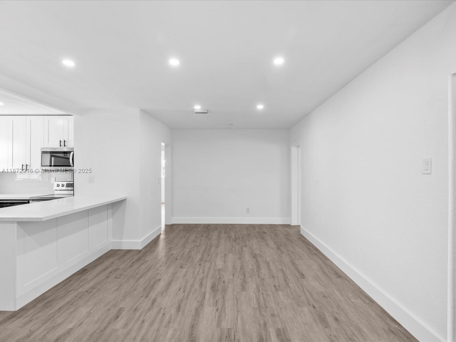 TROPICAL ESTATES 1ST ADDN - Residential