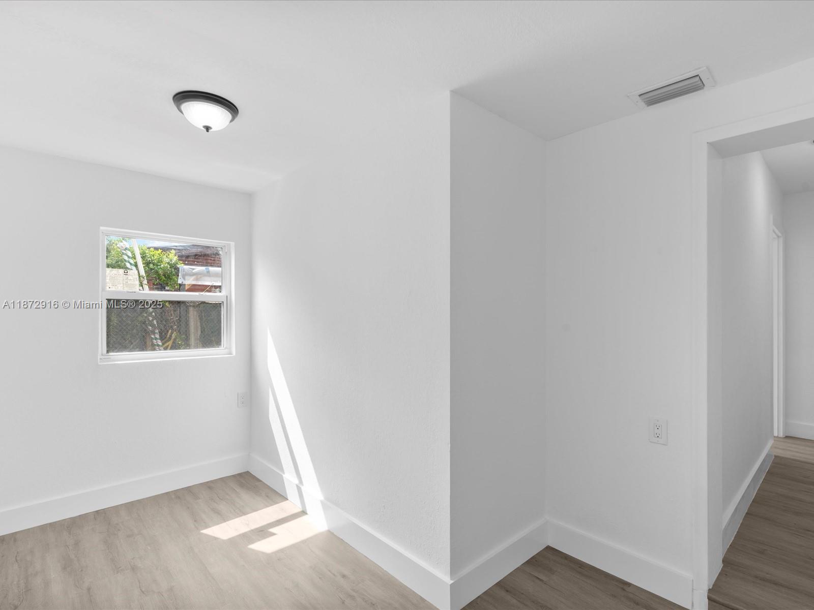 TROPICAL ESTATES 1ST ADDN - Residential
