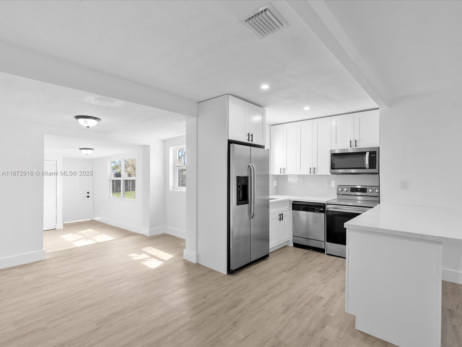TROPICAL ESTATES 1ST ADDN - Residential
