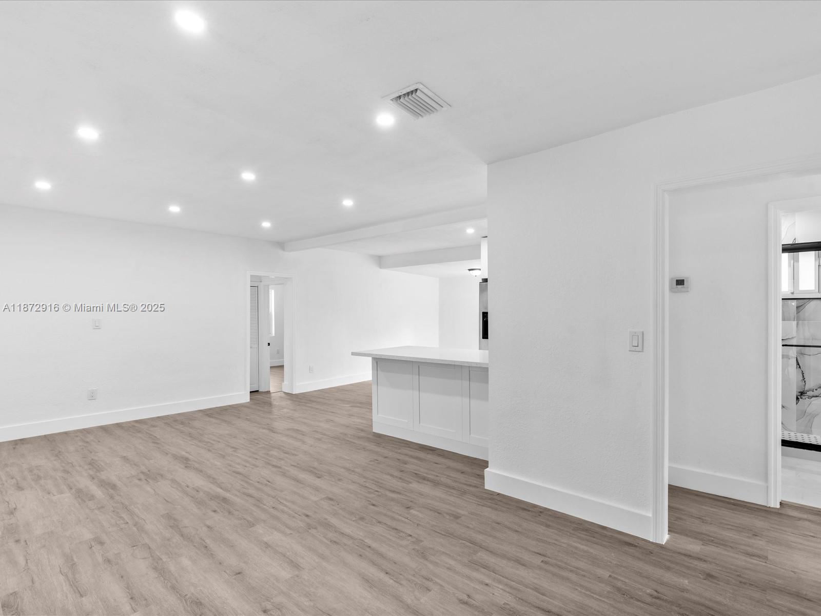 TROPICAL ESTATES 1ST ADDN - Residential