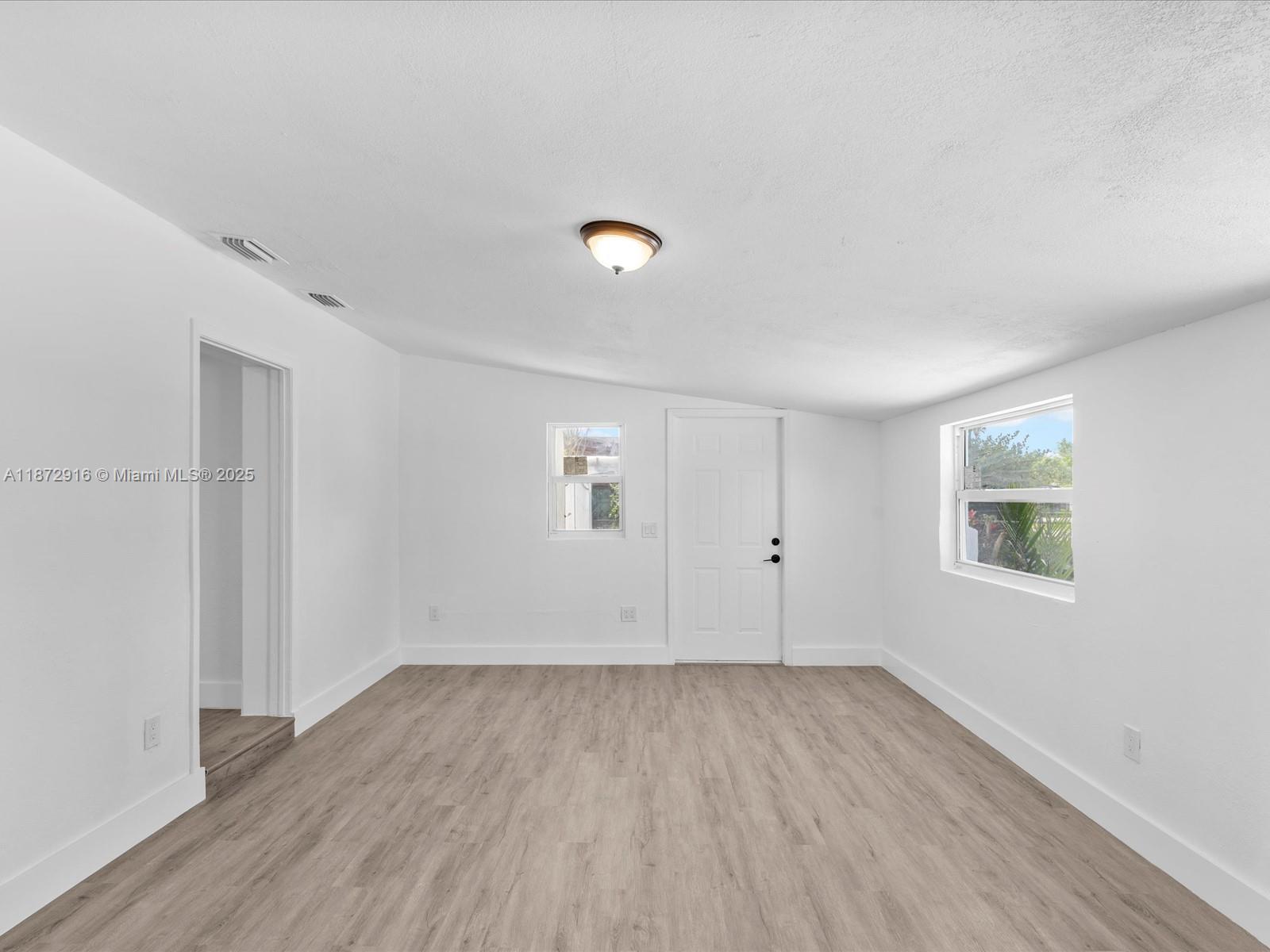 TROPICAL ESTATES 1ST ADDN - Residential