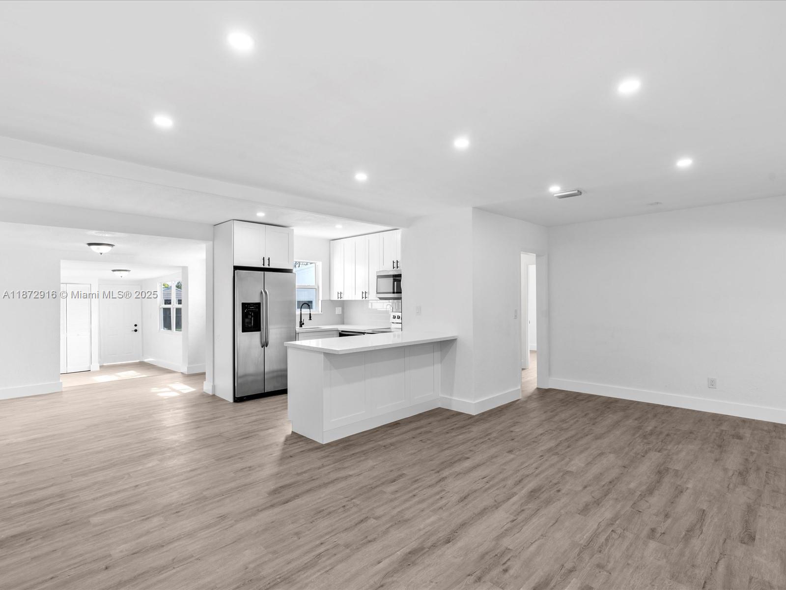 TROPICAL ESTATES 1ST ADDN - Residential
